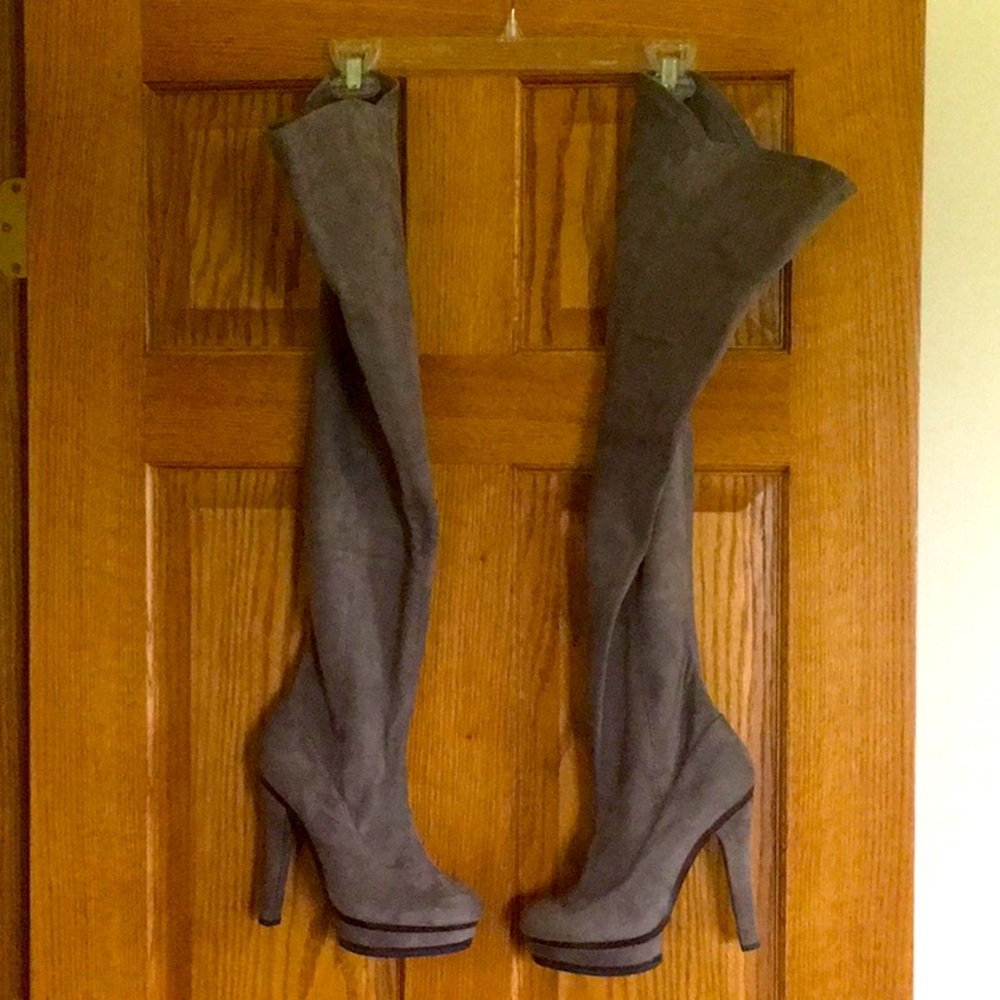 Jennifer Lopez thigh high boots